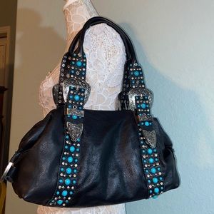 Charm & Luck pebbled Leather black and Turquoise shoulder bag